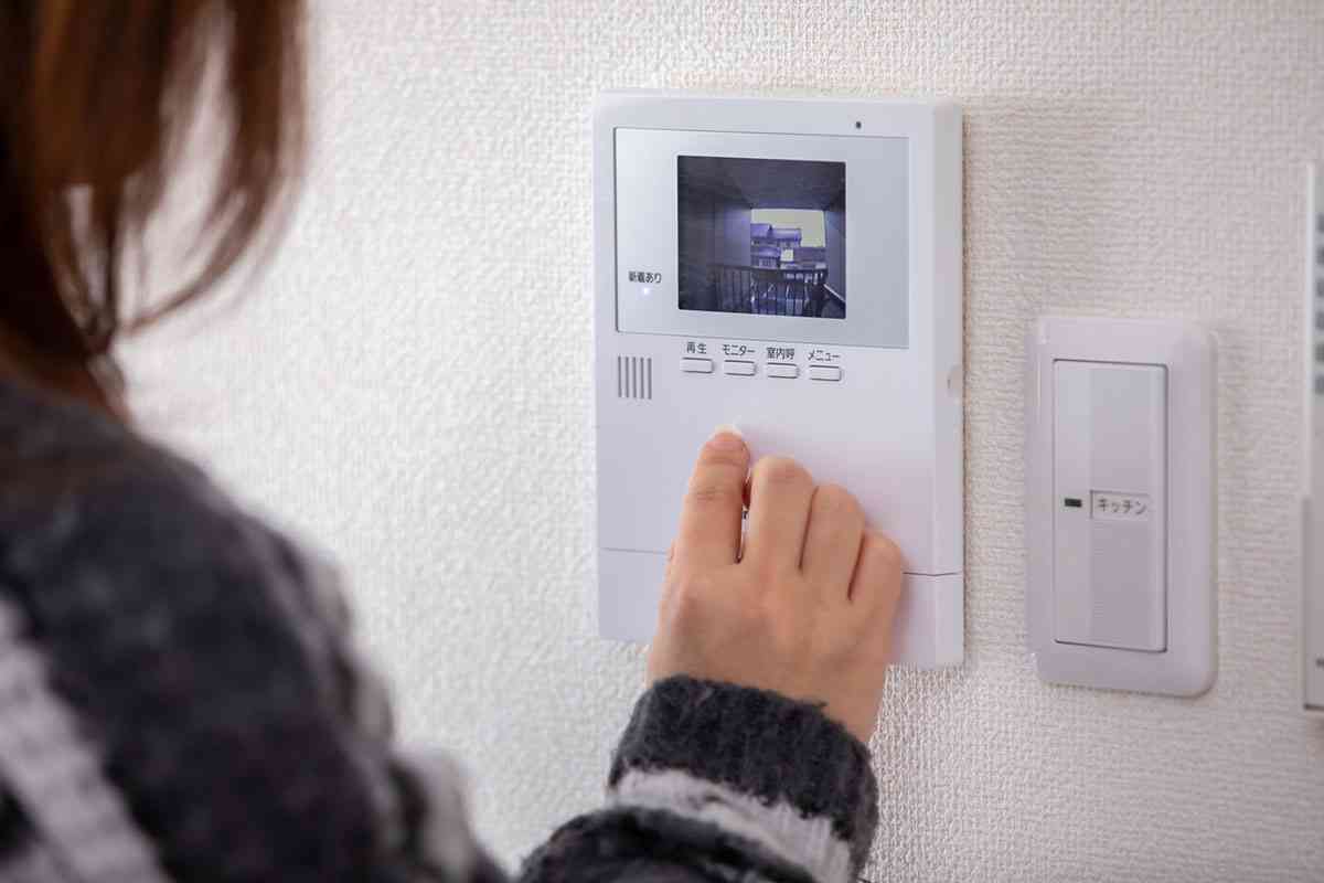 「あと10秒待ってくれたら…」声優がSNSで切実な訴え…宅配業者の“インターホン即切り”問題がSNSで話題！「鳴らしすぎは」業者側の本音も