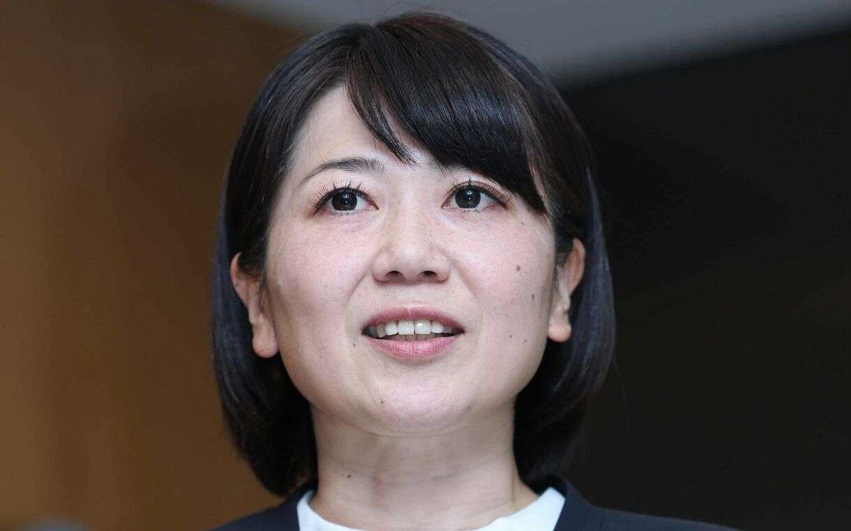 【35000字総集編】“ラブホ密会”前橋市長・小川晶 ラブホ10回お相手は年上の秘書課長《「ウチの夫も？」奥さま探偵団が暴いた！》《市民対話会での衝撃発言も》 | 週刊文春