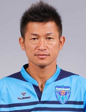「最後の栄光は11年以上！」　キング・カズこと三浦知良の“50歳現役”続行を英メディアも続々報じる