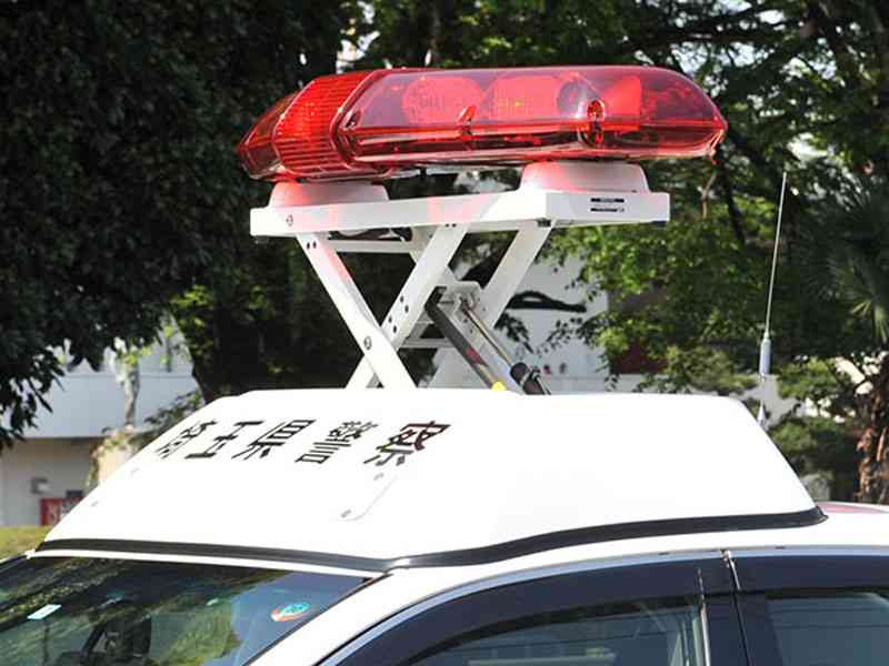 高1男子を逮捕…女性にわいせつ行為　昼前にトイレで　手を洗っていた女性の体を触った疑い　近くの駅員が通報、防カメで特定　「ストレスがたまって」と語った15歳｜埼玉新聞｜埼玉の最新ニュース・スポーツ・地域の話題