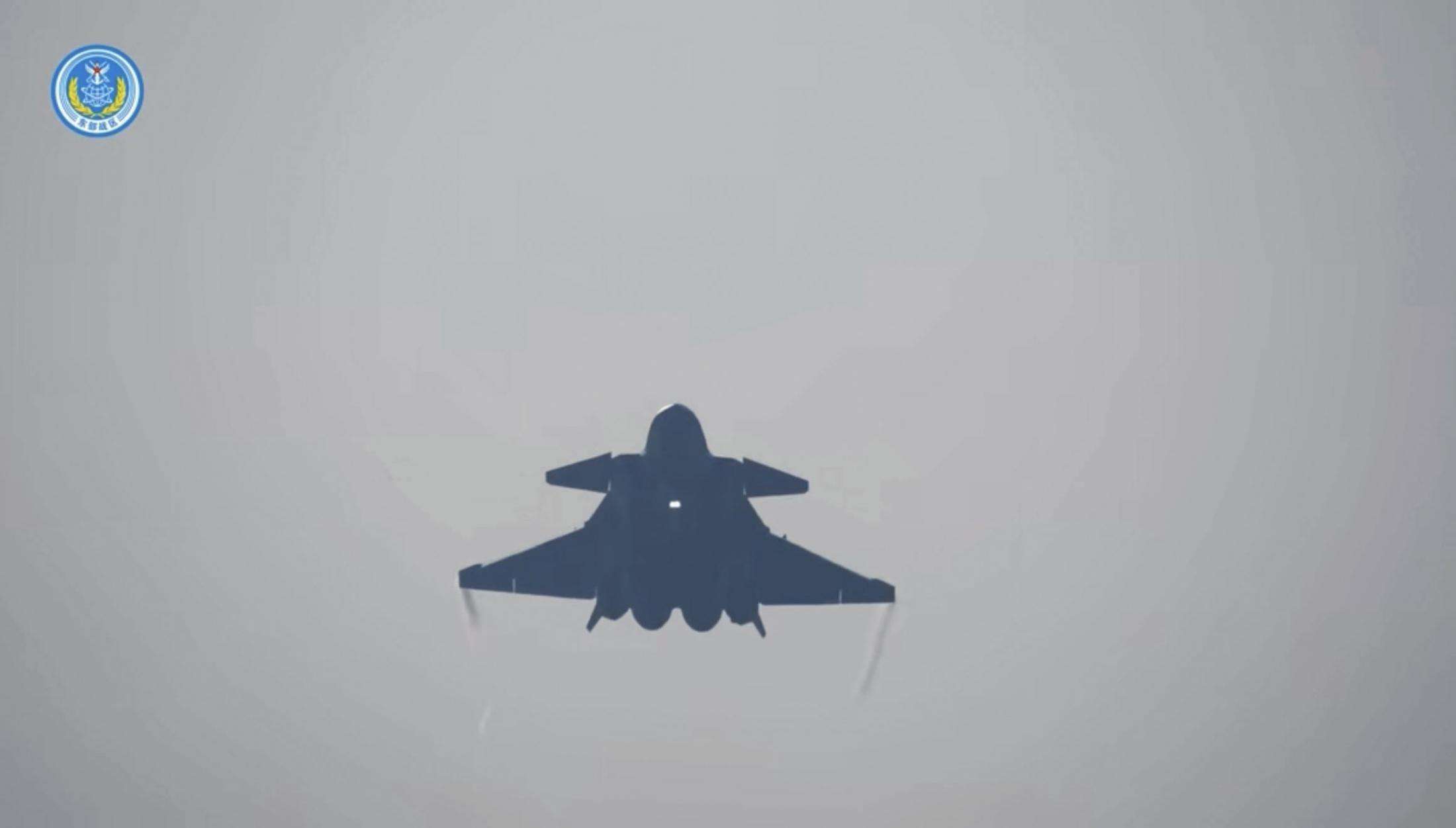 台湾、中国軍の207機確認　演習「中間線」越えも多数（共同通信） - Yahoo!ニュース