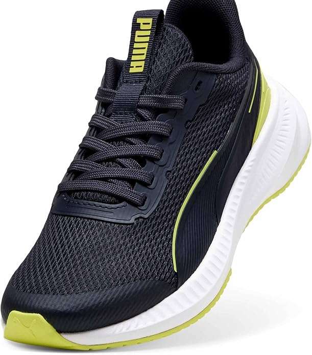 ハンズフリー靴　手を使わず履ける靴