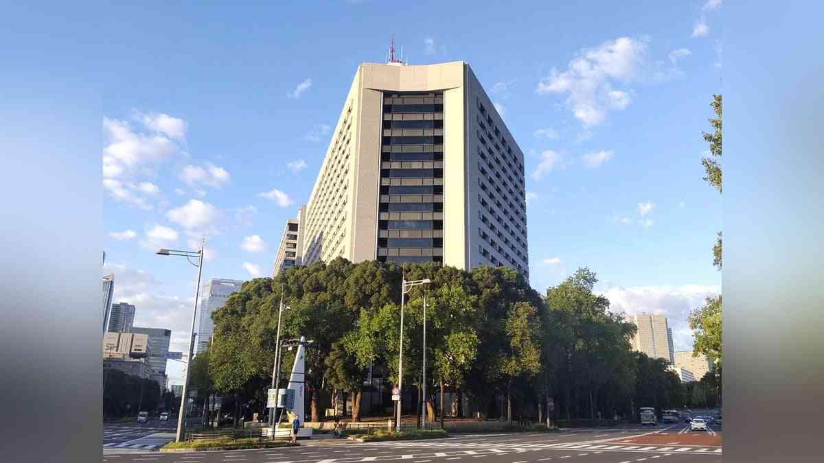 渋谷区代々木の路上で２０代女性切られる、１９歳の中国人男を現行犯逮捕「人を殺したくてやった」 : 読売新聞