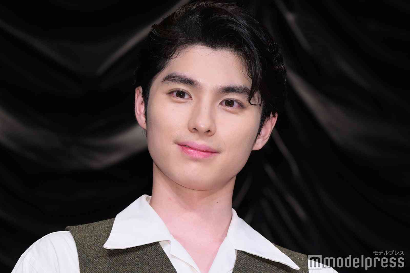 本田響矢、金髪大胆イメチェン姿披露「別人級」「ビジュ爆発」絶賛の声相次ぐ - モデルプレス
