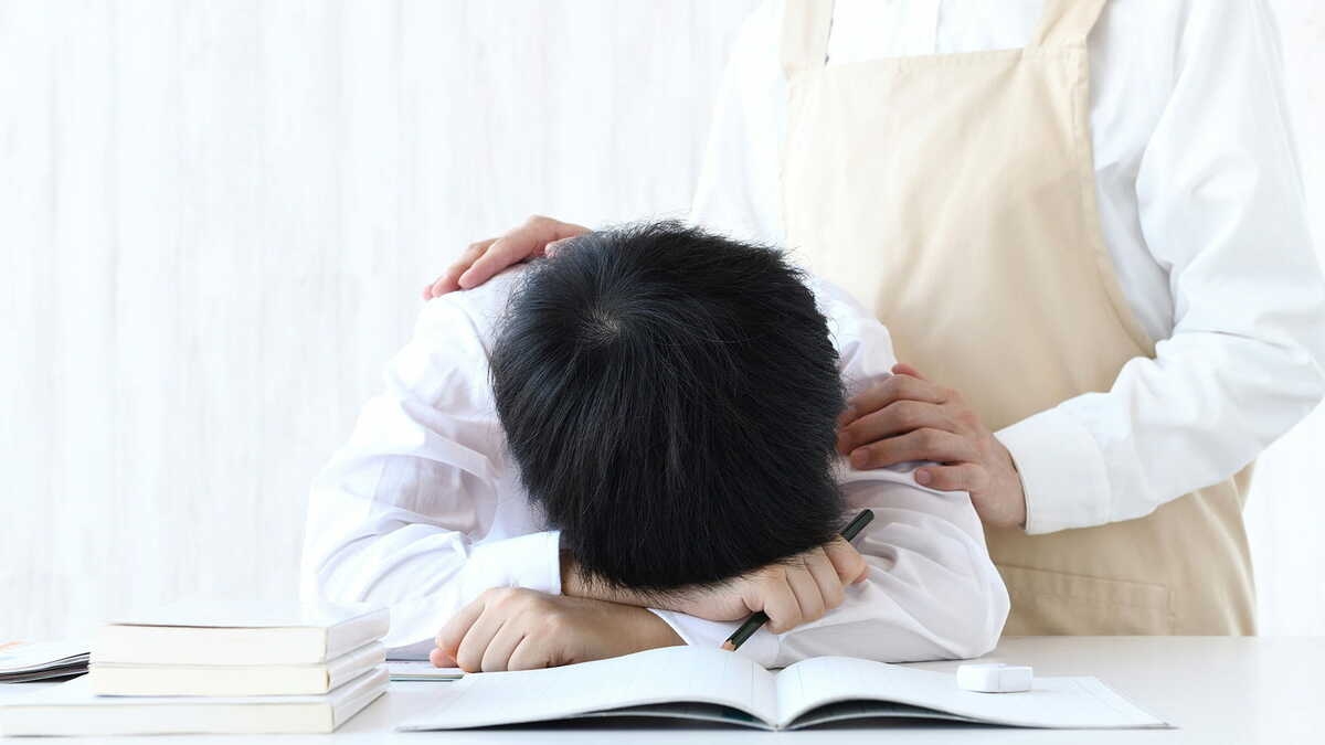 ｢学校の宿題｣をめぐる先生と親が抱えるジレンマ､こなすだけの宿題は必要か 出すのがスタンダード､｢理想はなし｣の声も | 子どもたちのウェルビーイングを高めるために 今、私たちができること | 東洋経済オンライン