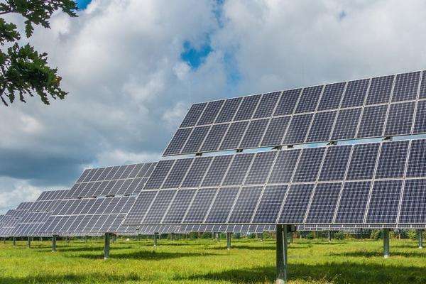 中国のペロブスカイト太陽電池「Renshine Solar」、変換効率で世界記録7回も塗り替え | 36Kr Japan | 最大級の中国テック・スタートアップ専門メディア