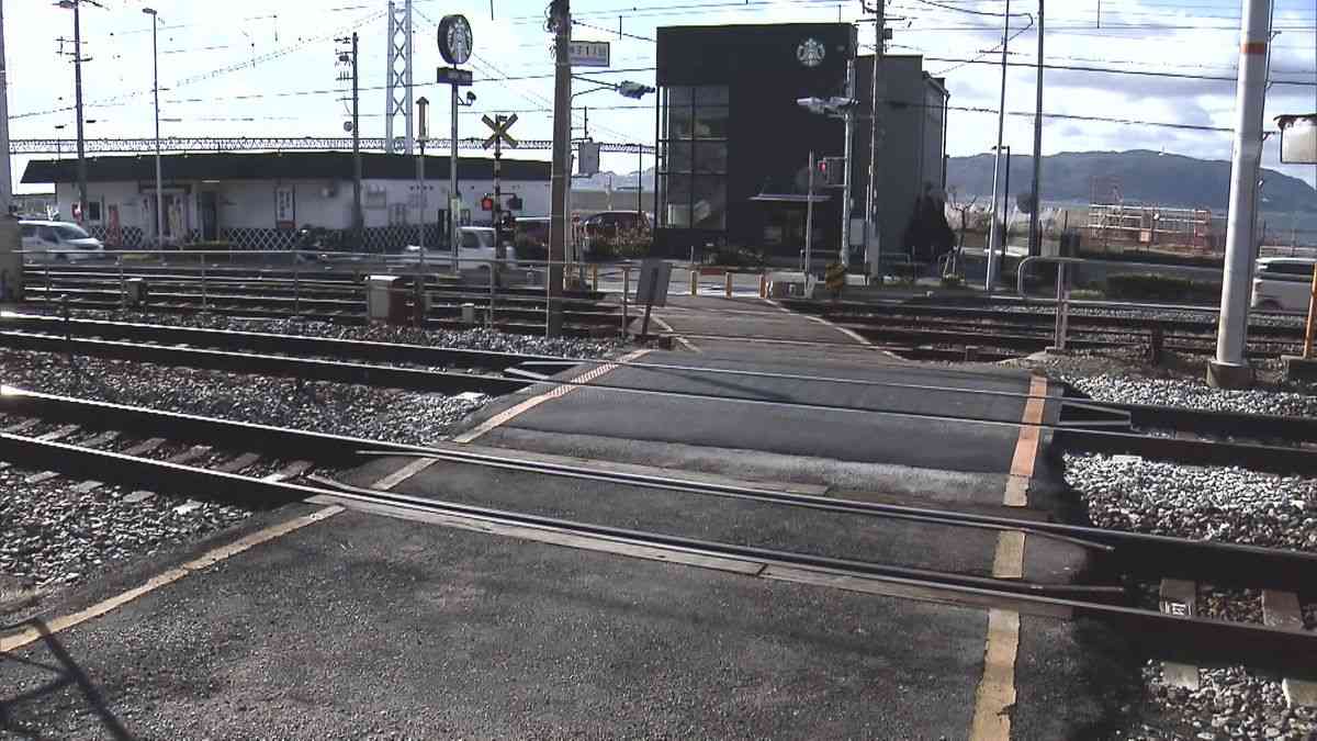 【速報】“信号待ち”中国人観光客2人死亡の山陽電鉄踏切事故　遺族が約1億4000万円賠償求め提訴　神戸地裁（2025年12月5日掲載）｜YTV NEWS NNN