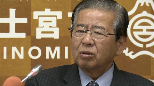 不登校は「親が悪い。しつけをちゃんとしていない。家庭での教育が大事」　富士宮市長が“持論”　市議会の質問戦で不適切発言　「学校へ行けないことは悪いこと」　のちに撤回｜FNNプライムオンライン