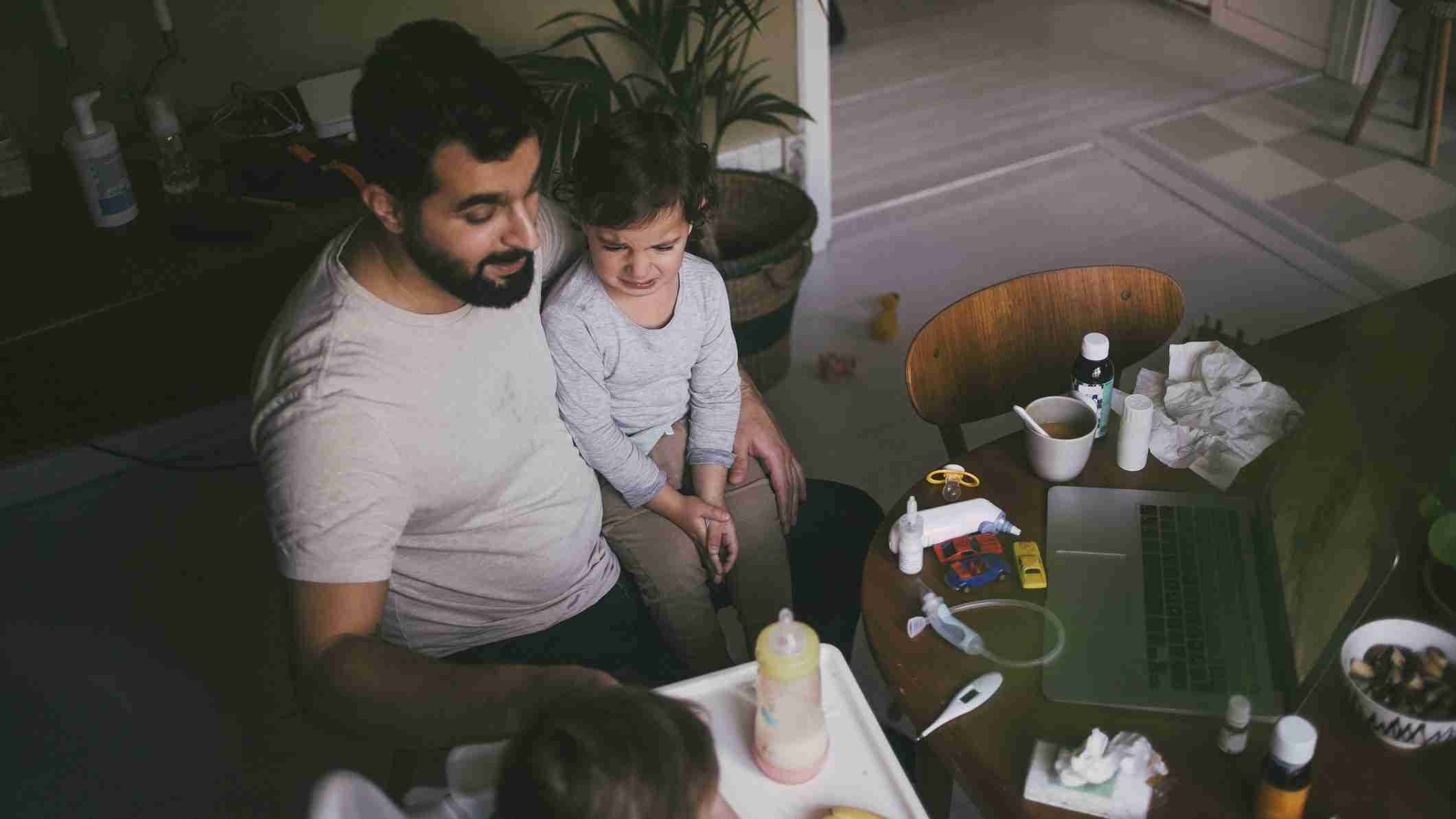 専業主夫が増加　ただし父親の家庭に入る理由は「母親とは大きく異なる」（クーリエ・ジャポン） - Yahoo!ニュース