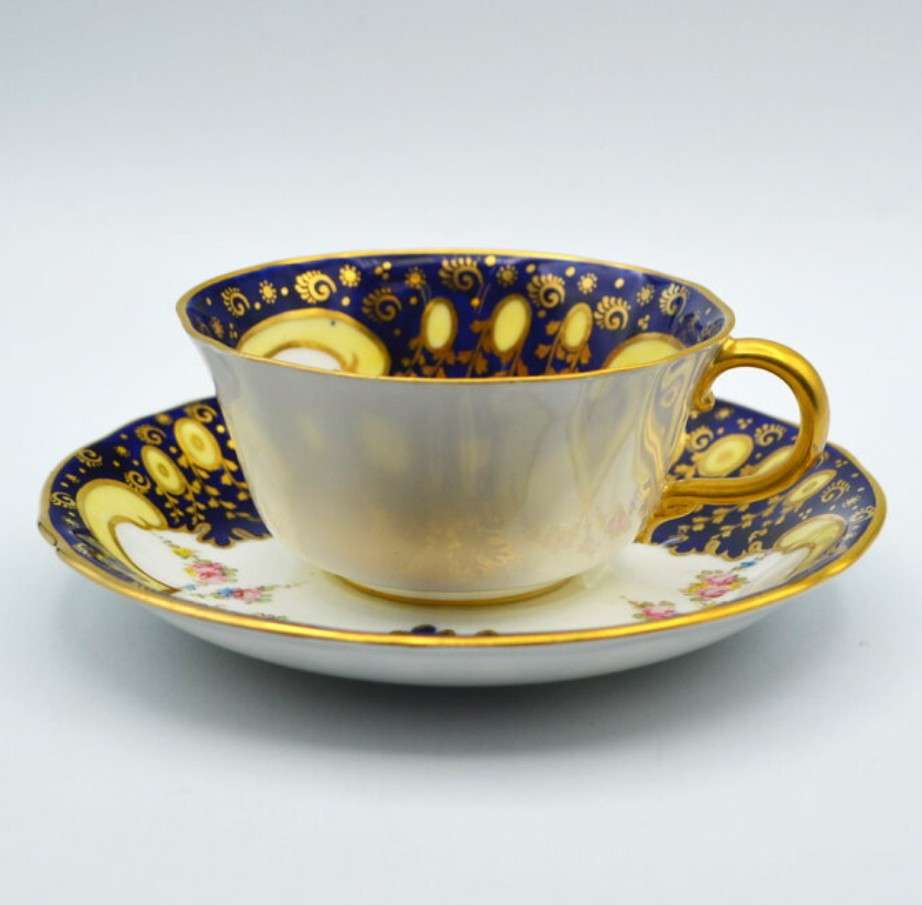 素敵なソーサー&カップのセットが見たい☕