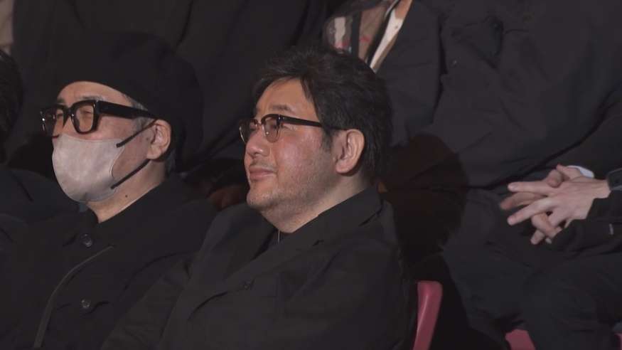 元HKT48宮脇咲良、AKB48は「努力し続けることを教えてくれた場所」20周年記念コンにメッセージ 現在はLE SSERAFIMとして活躍