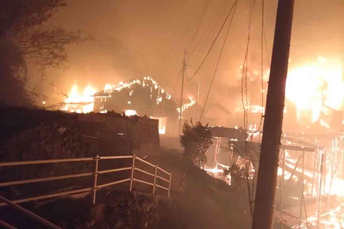 「目が覚めたら飲む、というほどの酒好き」　佐賀関の大火災、火元とされる独居男性の素顔　「気前が良く、慕われていた」（全文） | デイリー新潮