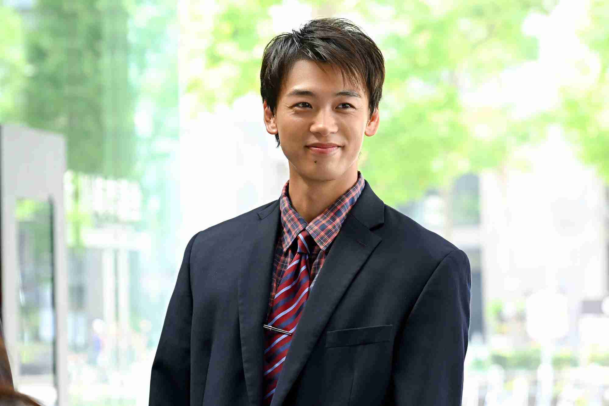 『じゃあ、あんたが作ってみろよ』担当スタイリストに聞いた、鮎美と勝男のスタイルができるまで（GINZA） - Yahoo!ニュース