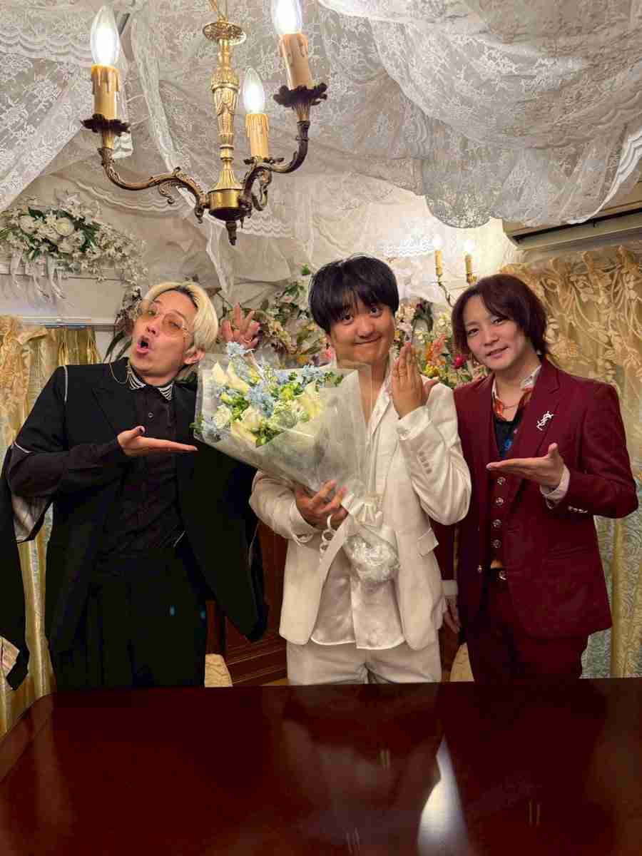 カカロニ・栗谷が結婚発表！「アメトーーク」でサプライズ報告　証人は明石家さんま　Xでも喜び報告