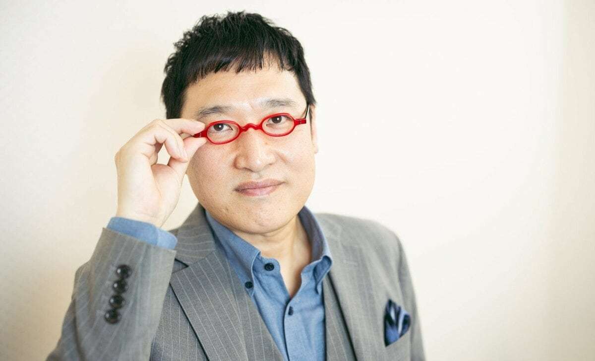 山里亮太、フィリピンに子ども食堂を建設　「偽善者」「日本の子どもを助けるべき」の声があっても活動を続ける理由 | 概要 | AERA DIGITAL（アエラデジタル）