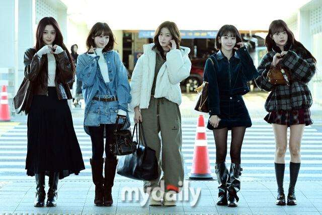 LE SSERAFIM、明日の上海ファンサイン会が中止に「不可抗力によりやむを得ず決定」