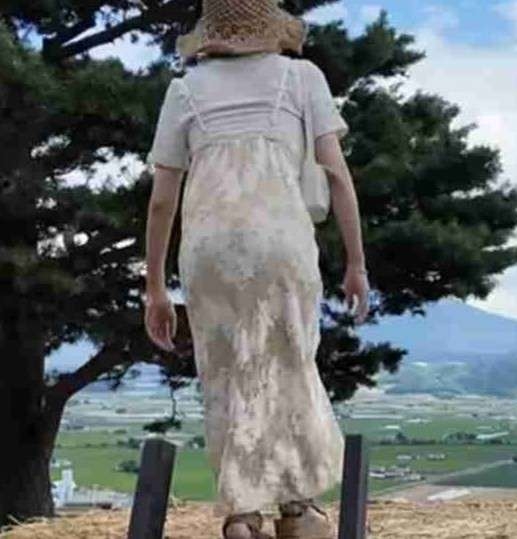 何かに怯えて生きてる人