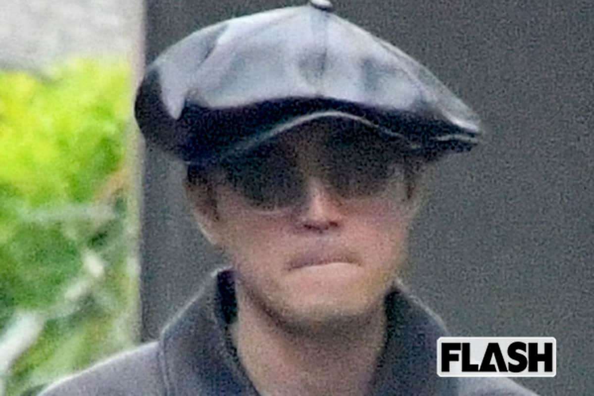 間宮祥太朗、同棲彼女と「いちゃつきエステ200分」…2人で仲よく犬の散歩も【写真あり】 | Smart FLASH/スマフラ[光文社週刊誌]