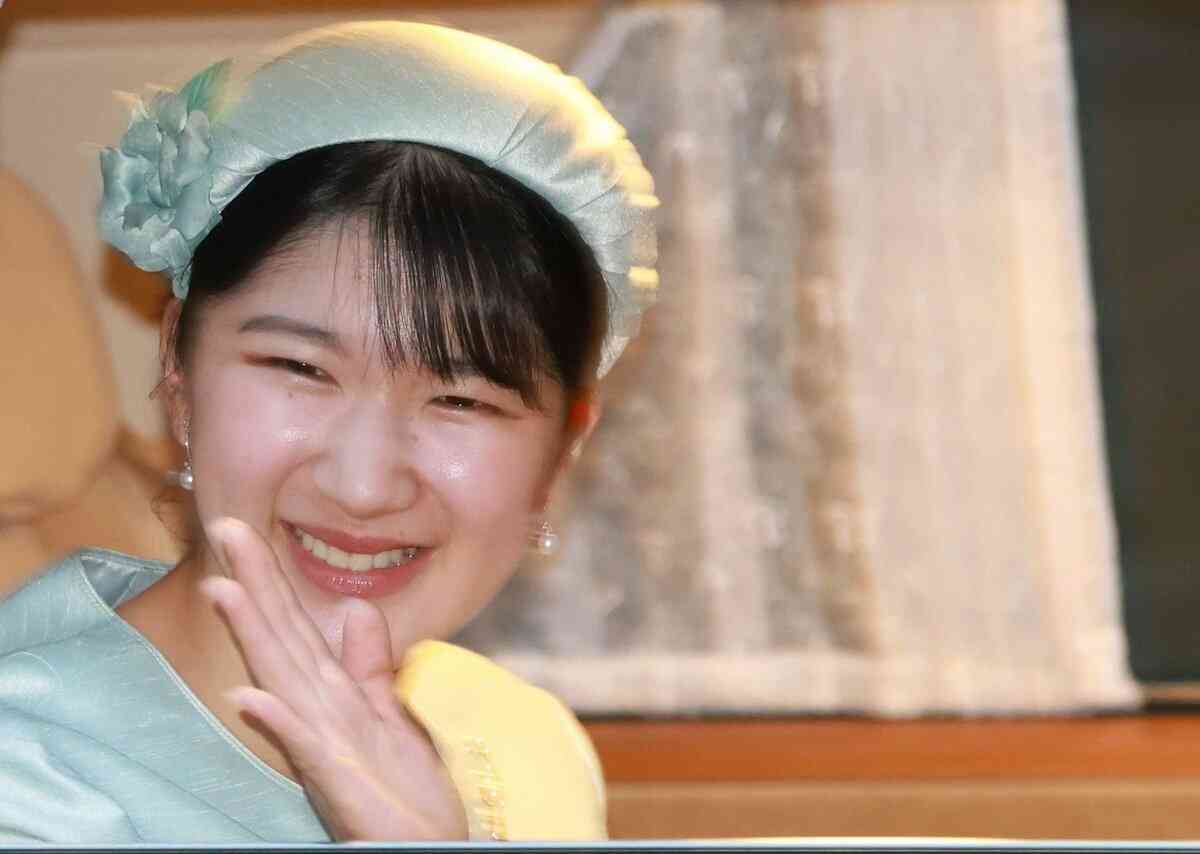 愛子さまの愛猫2ニャン　ごはんを求めビル7階まで非常階段を登った「セブン」と弱っていた「美海」　天皇ご一家のやさしい保護猫ストーリー（AERA DIGITAL） - Yahoo!ニュース