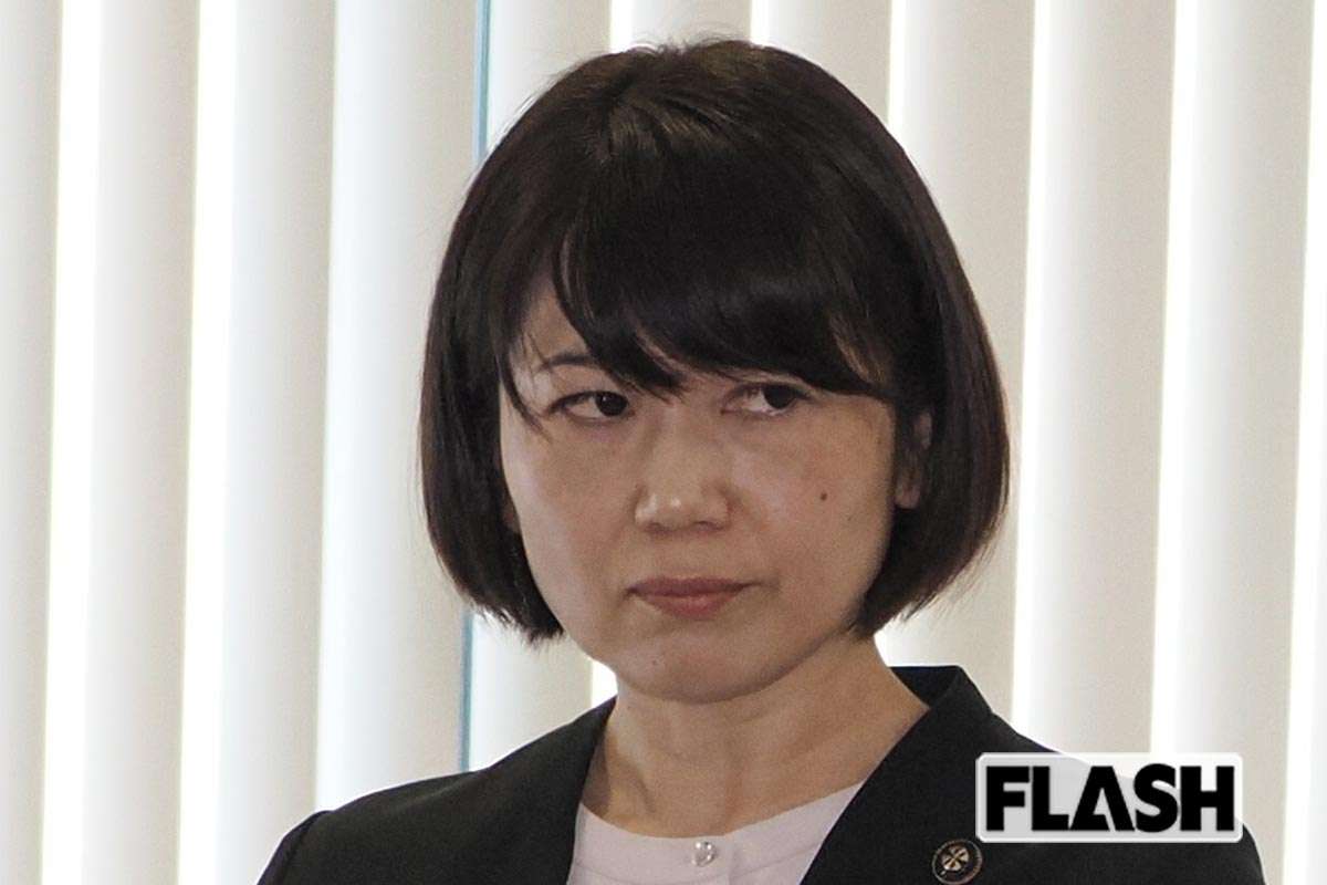 【不倫疑惑】小川晶前橋市長、関係者が語る支援者“篭絡”の現場“ラブホ密会”相手の男性部下を直撃 | Smart FLASH/スマフラ[光文社週刊誌]