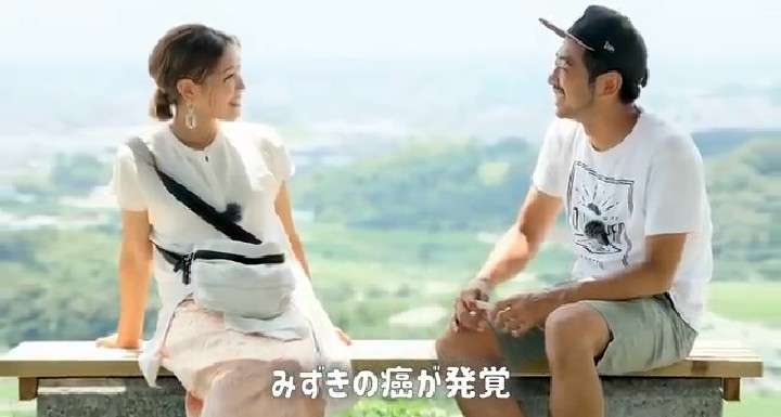 何かに怯えて生きてる人