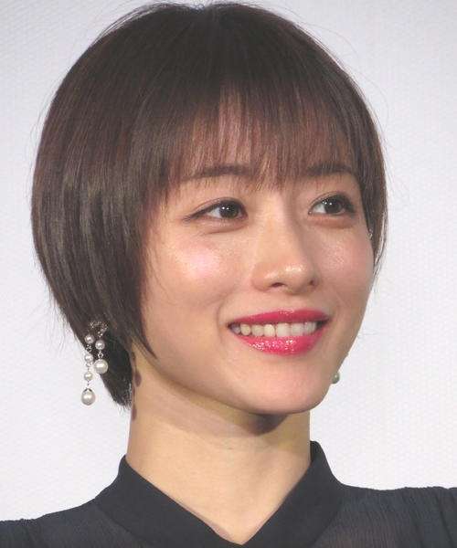 石原さとみ”唯一の仲良し”は39歳人気俳優「結婚も妊娠も芸能界では一番に連絡」