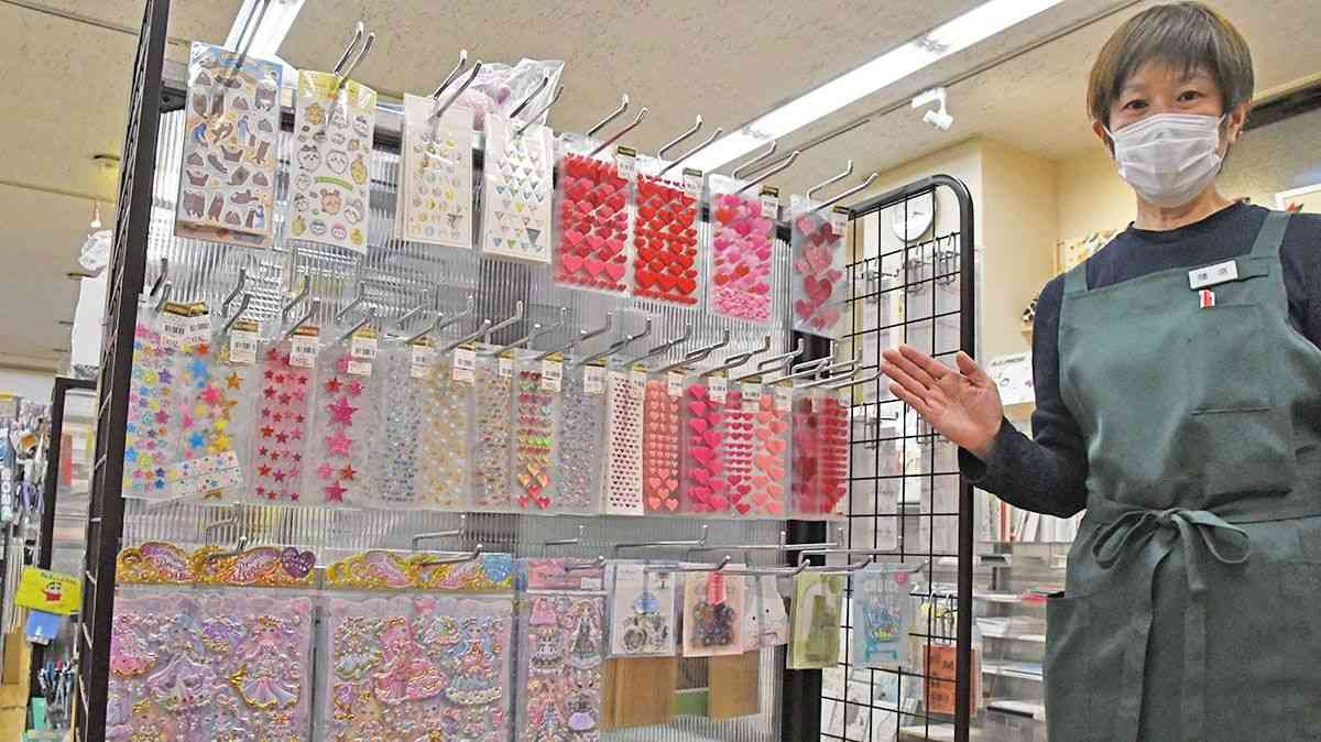 ボンボンドロップシール、岩手でも品薄　大人にも広がる人気 | 岩手日報ONLINE