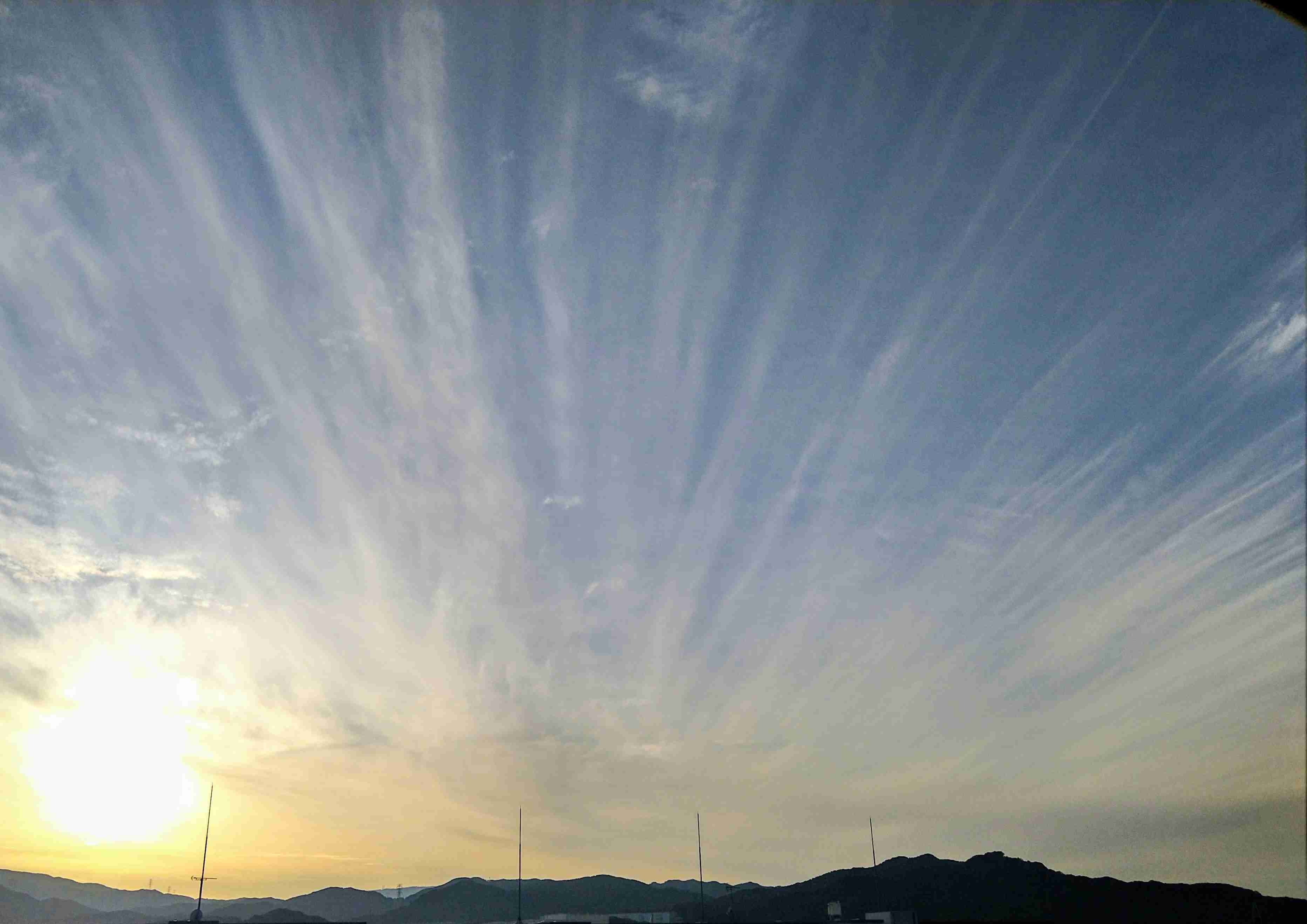 皆さんが撮った空の画像を見せて下さい