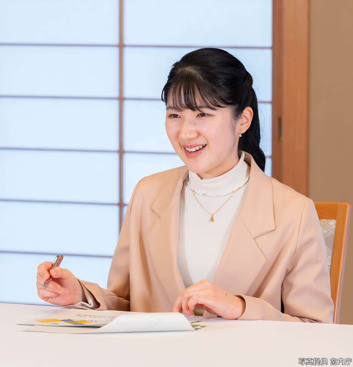 女性天皇容認「69％」の読売世論調査に「風は確実に吹いている」の声も…高市首相はどう考えるか（デイリー新潮） - Yahoo!ニュース