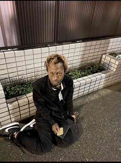 「金銭目的ではない」コンビニ強盗致傷の“顔面タトゥー”被告が語った犯行動機…罪を認め反省の言葉も「入れ墨は20年ぐらい入れている」