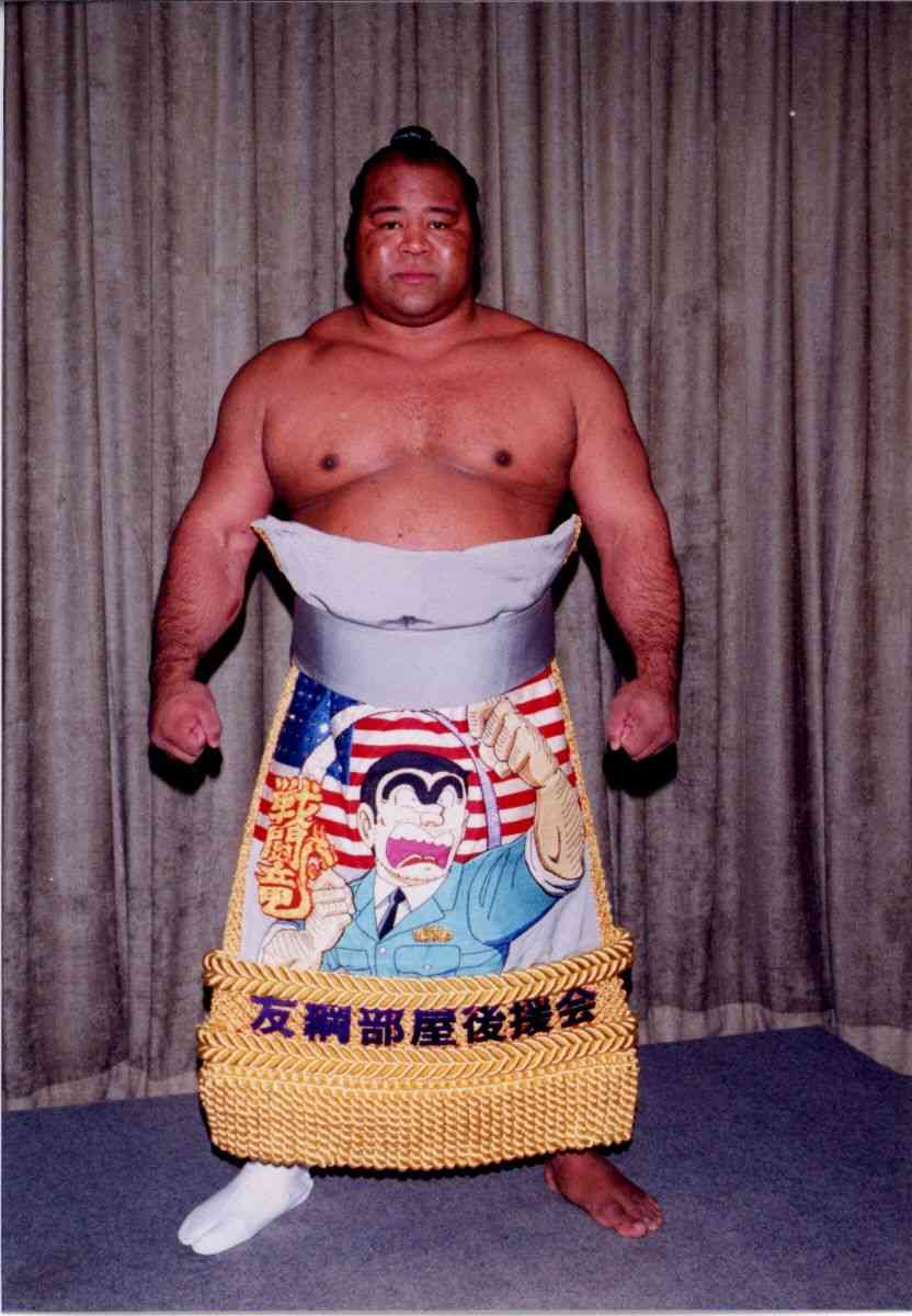 元幕内・戦闘竜が死去、56歳、03年に引退し格闘家へ転身、元大関魁皇の浅香山親方は29日にお見舞いも体調急変し会えず：中日スポーツ・東京中日スポーツ 