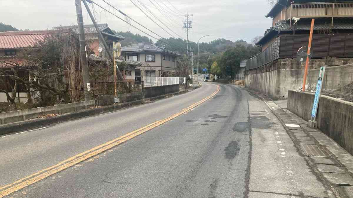 クレーン付きトラックのアームが対向車に…60代くらいの男性死亡 “アーム”がはみ出ていたか 愛知･春日井市 | 名古屋・愛知・岐阜・三重のニュース【CBC news】 | CBC web