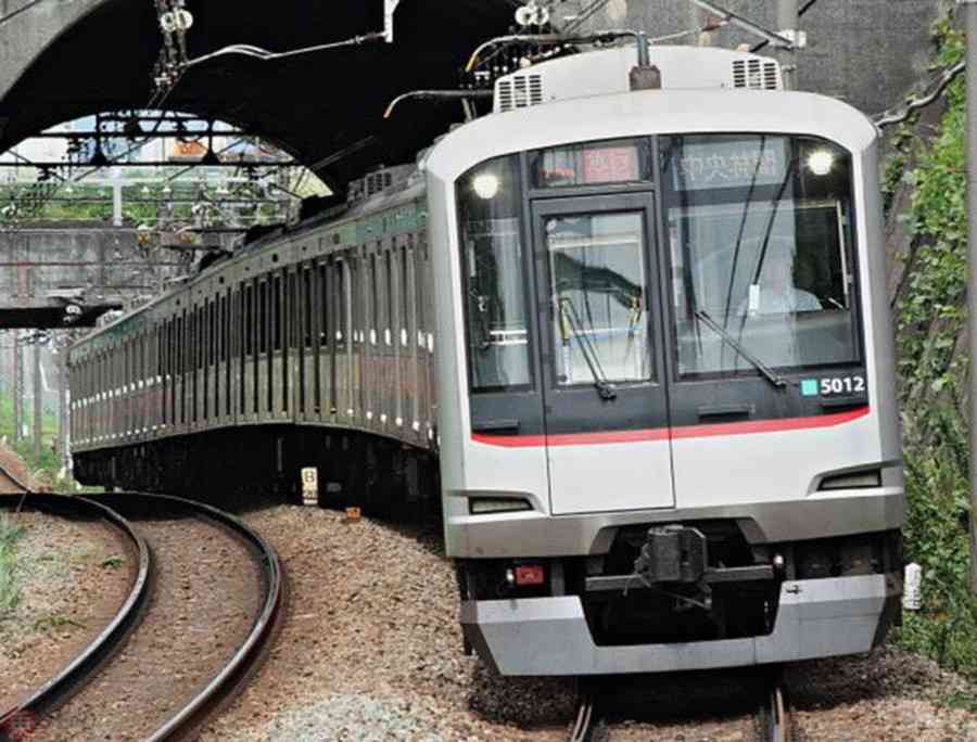 東急田園都市線が「車両不足」で減便へ 3月にダイヤ改正 「急行」を「準急」に変更する時間帯も | 乗りものニュース