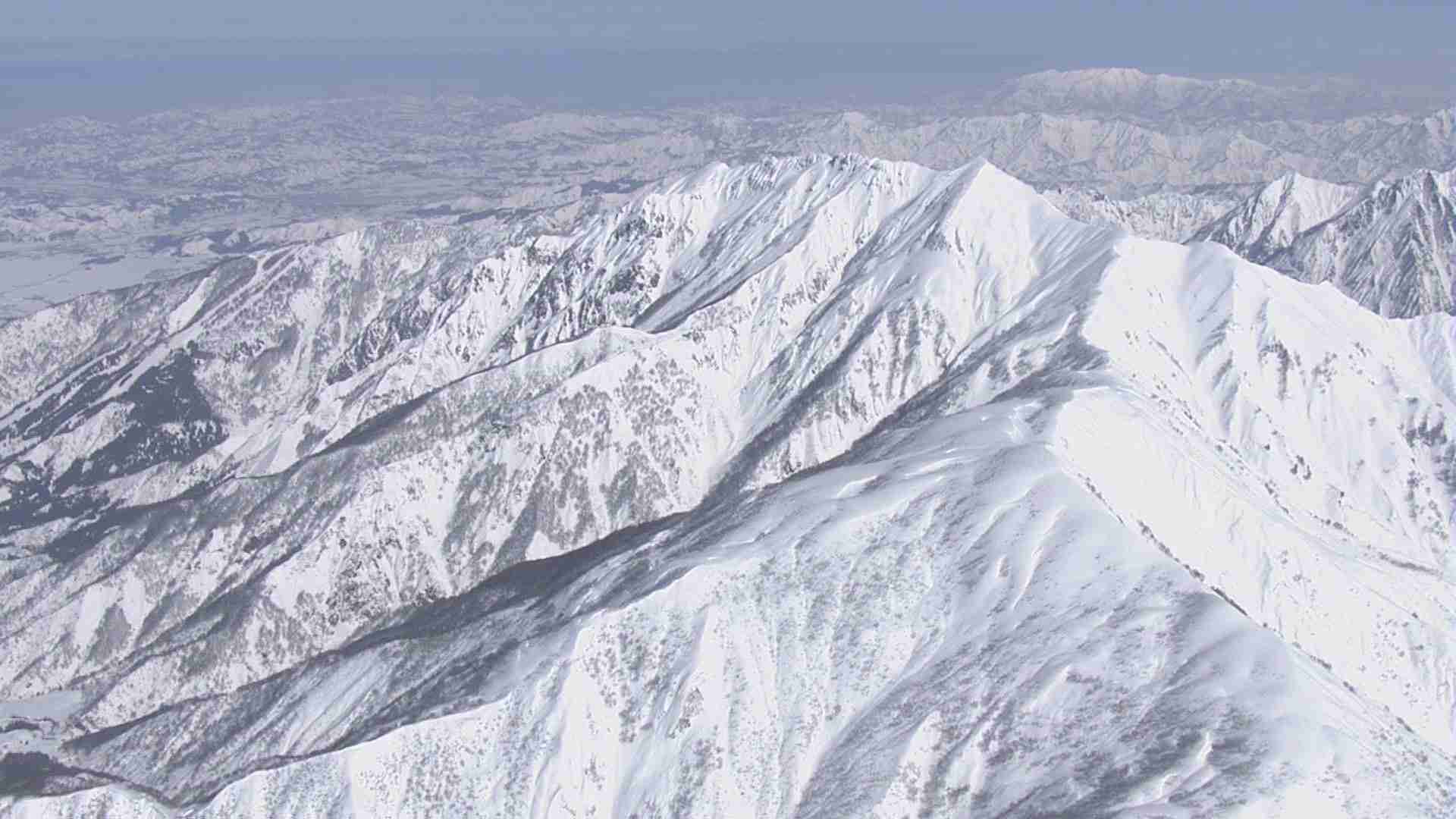 「いけると思った」八海山スキー場で再び遭難者…東京都の20代男性がコース外滑走で一時遭難　大雪の夜に11人の捜索隊が男性を救助　新潟・南魚沼市 | 新潟ニュース NST