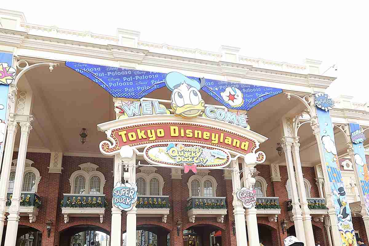 3人に1人が“40歳以上”　「東京ディズニーリゾート」に中高年の来園者が急増しているワケ（全文） | デイリー新潮