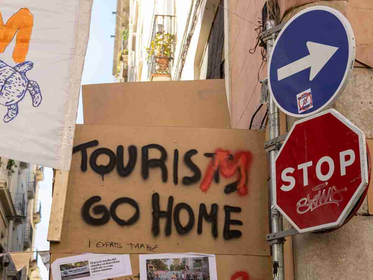 三重価格、罰金、禁固刑……ローマやバルセロナが厳しいオーバーツーリズム対策に舵を切ったワケ - All About ニュース