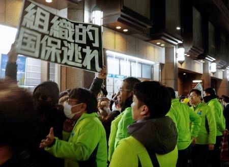 候補に罵声、演説「聞こえない」　おびえる聴衆、事前告知見送りも：東京新聞デジタル