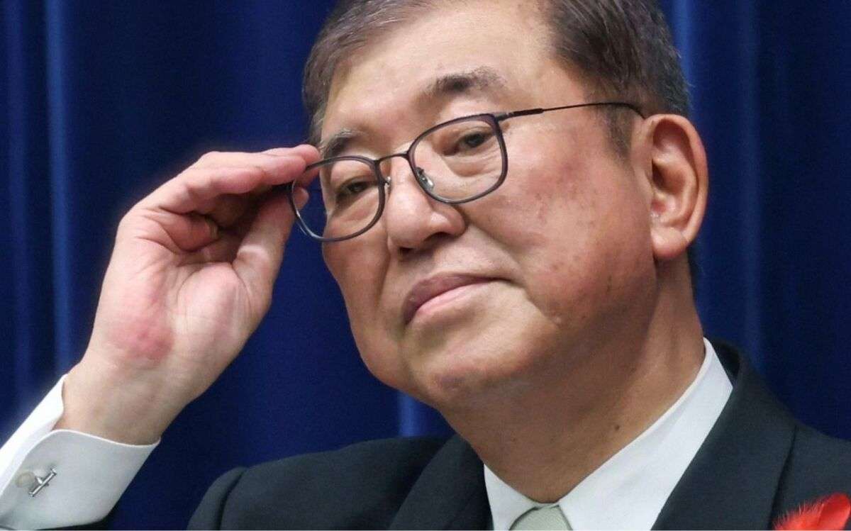 石破茂＆疑惑の美人秘書…本当の関係は？　妻を直撃！「書かれることは気持ちよくない」 | 文春オンライン