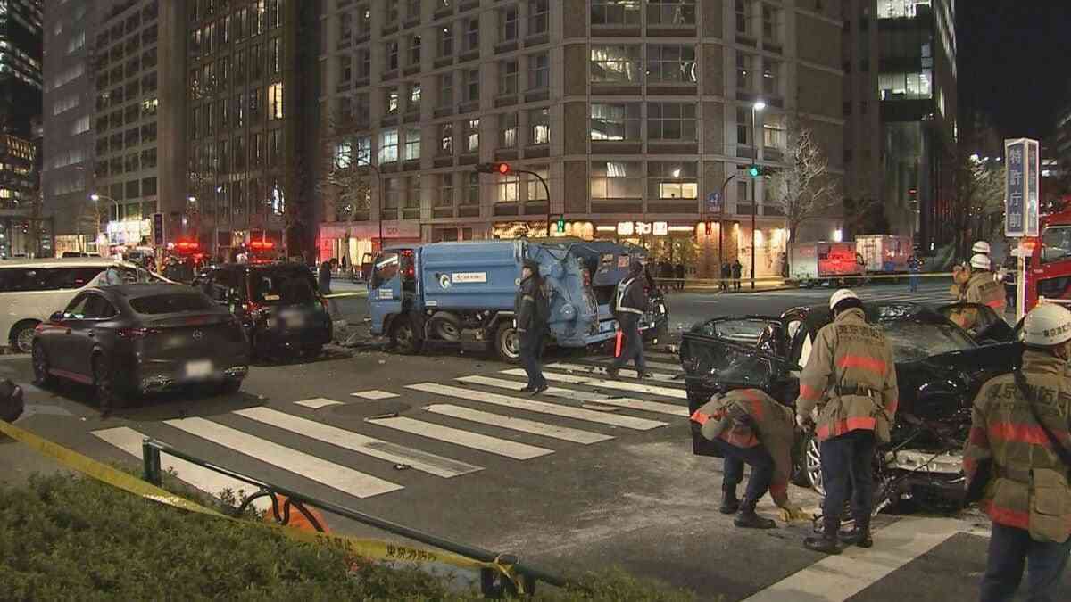 東京・赤坂で内閣府公用車が信号無視で多重事故　1人死亡 8人重軽傷　危険運転致死傷の疑いもあるとみて捜査　警視庁