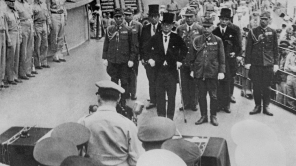 占領期最大の恐怖「公職追放」：終戦の翌年、正月早々の衝撃（1） | nippon.com