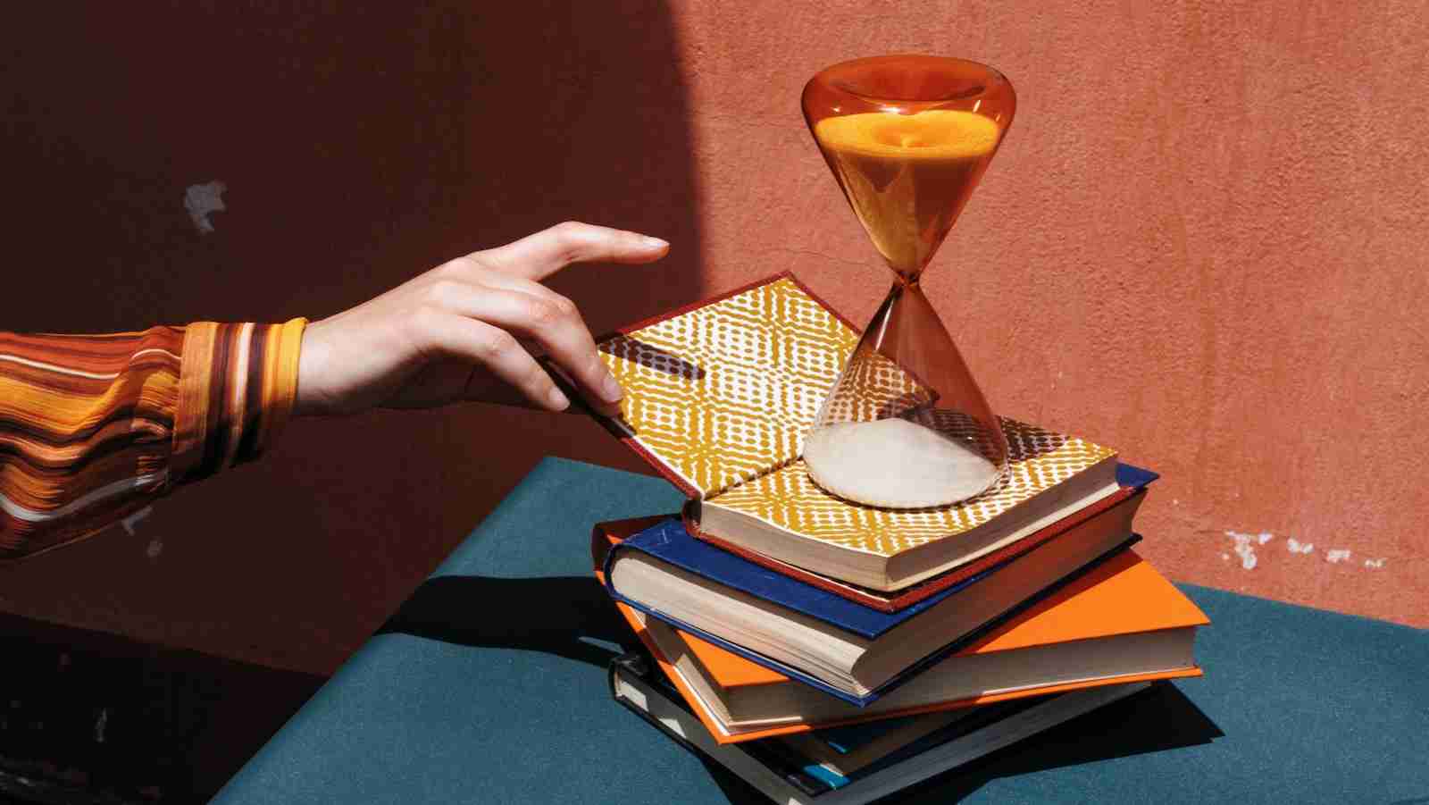 10年間で8280時間、本を読んだ記者の悟り「読書は時間の無駄だった」 | クーリエ・ジャポン