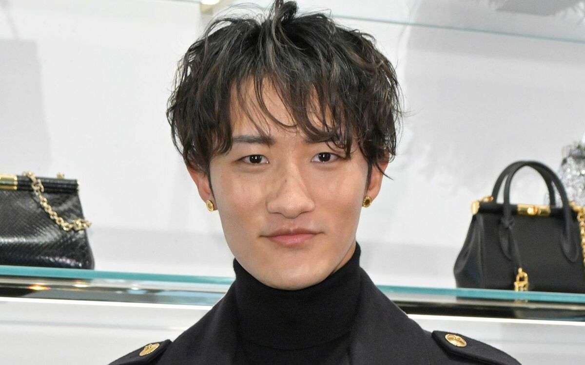 Snow Man岩本照（32）「テレビ朝日ドラマ主演」が内定！　SASUKEアイドルが演じる“伝説キャラ”は… | 文春オンライン