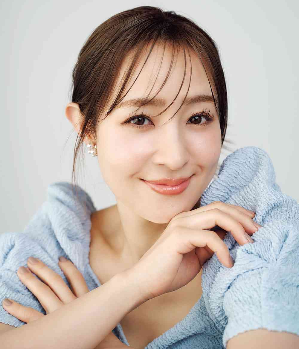 大沢あかねさん（40）ネットの“整形”指摘はむしろ「ありがたい」30代後半で目覚めた美容の楽しさ！｜VERY