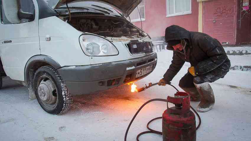 ロシアでは氷点下50度の中どのように車を走らせるか - ロシア・ビヨンド