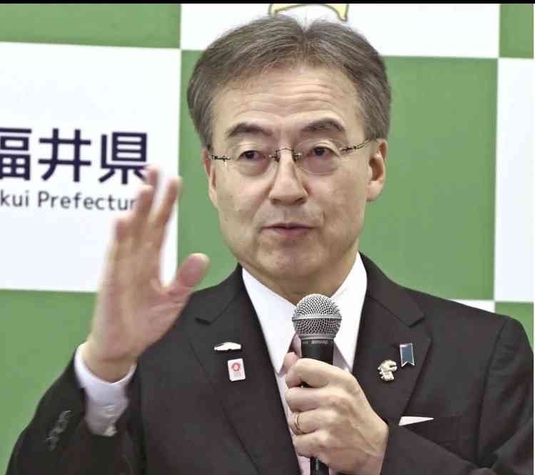 「キスしちゃう」福井前知事、セクハラ文面千通　職員に性的関係要求、調査委認定