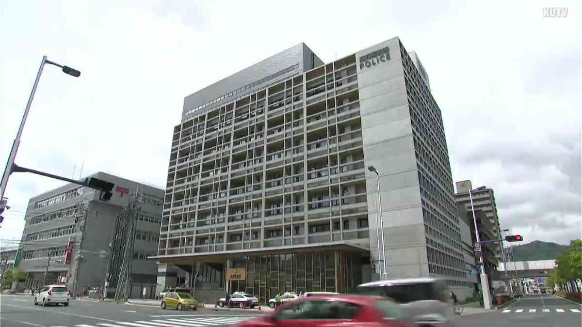 交通指導取締り中に無灯火の自転車の少年が逃走→警察官が車道で転倒した少年を歩道までひきずり押さえつける　違反者を負傷させたとして警察が謝罪「行き過ぎた行為があった」 | 高知のニュース・天気｜KUTV NEWS | KUTVテレビ高知