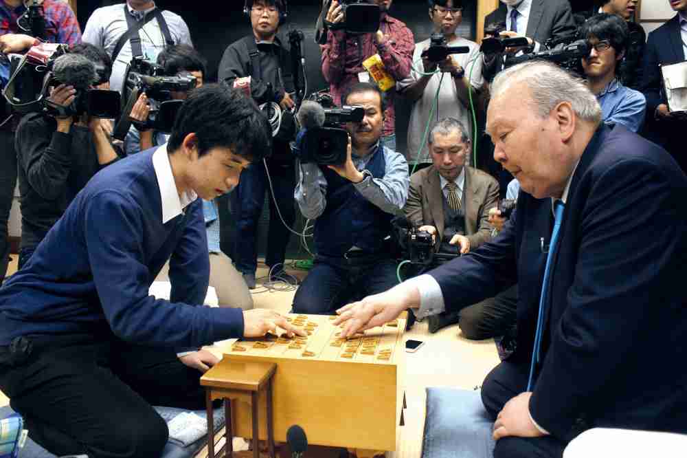 【平成回顧】〈２８〉７６歳ひふみん１４歳の藤井少年に衝撃「あれあれ？ひゃ～！」 - スポーツ報知