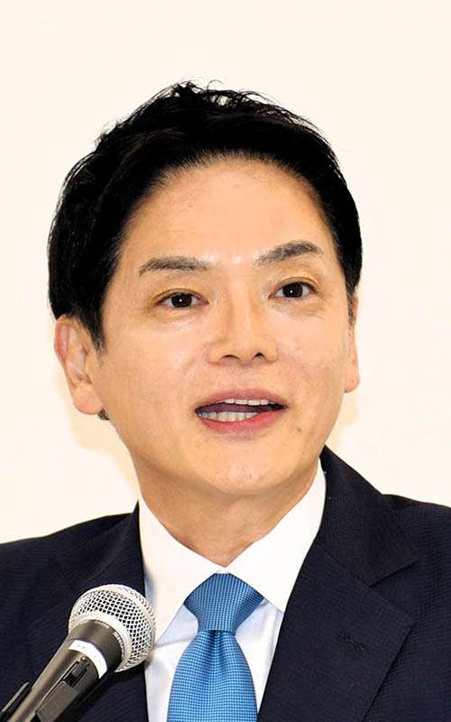 【異例の実名顔出し告発】横浜市長・山中竹春氏の暴言＆誹謗中傷を現職市役所幹部が明かした！《副市長を「ダチョウ」「人間のクズ」と…》