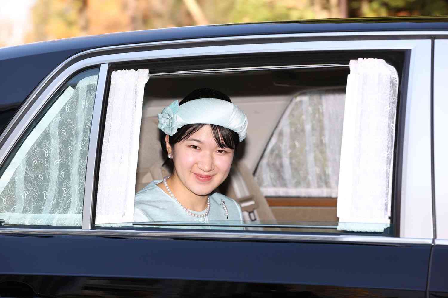 公務に邁進する愛子さま（24）に“驚くべき才能”が…なぜ男性有力皇族は「女性天皇について再検討されてしかるべき」と提言したのか《愛子天皇待望論は高まる一方》（文春オンライン） - Yahoo!ニュース