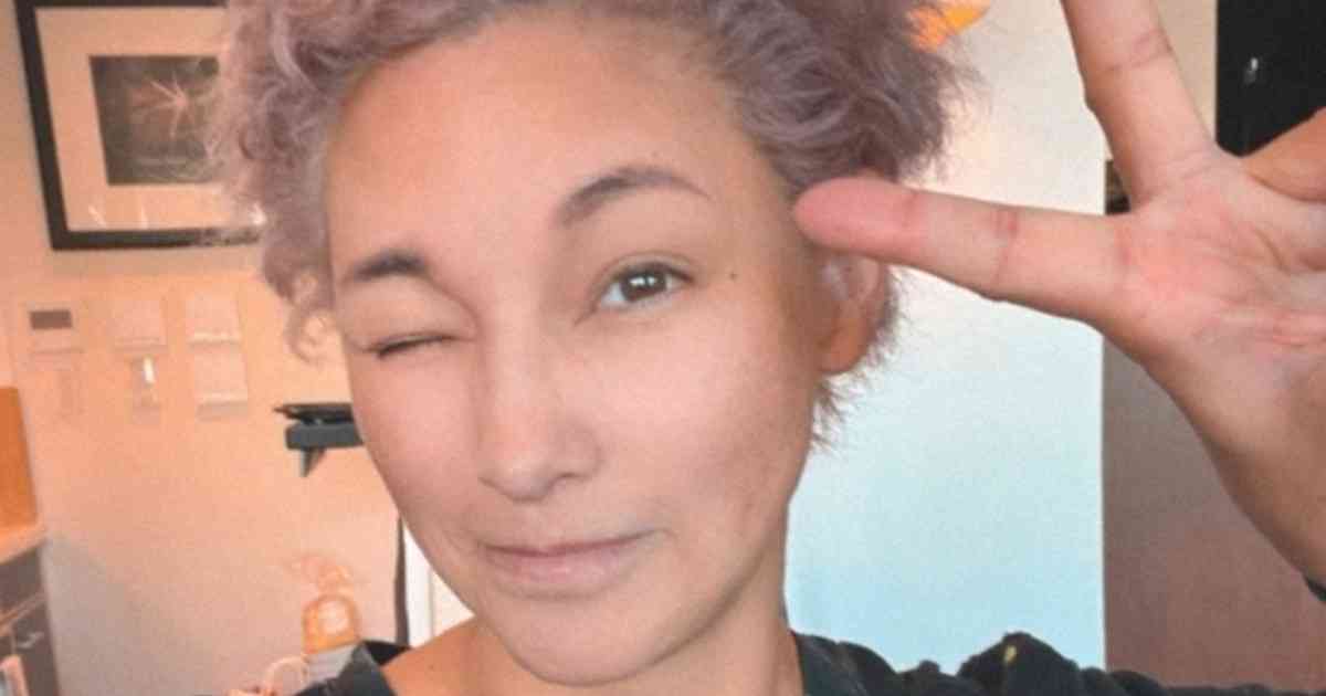 梅宮アンナ　抗がん剤治療の“後遺症”ウィッグ外し地毛姿公開　「毛母細胞がダメージ」昨年7月乳がん公表（スポニチ） | 毎日新聞